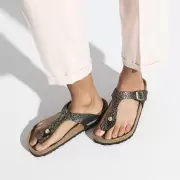 Dame Sandaler - BIRKENSTOCK - Birkenstock GIZEH Shiny Python Black 1018464