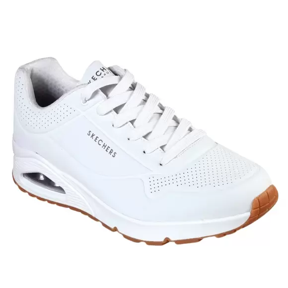 Se Skechers UNO - Stand On Air 52458 WHT hos Footstore