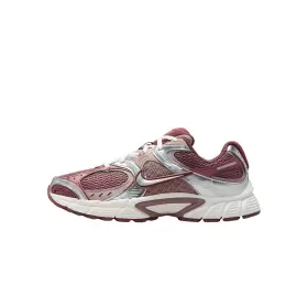 Dame Sneakers - NIKE - NIKE V5 Women's Shoes HQ7901-200