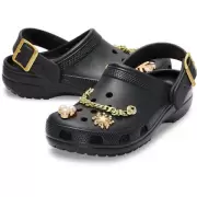 Dame Træsko - CROCS - CROCS Classic Metallic Buckle Clog 213543-001